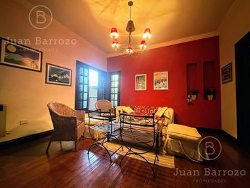 Chalet estilo inglés en venta en Banfield Oeste