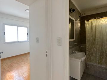 Departamento en venta en Remedios de Escalada Lanus