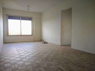 Departamento 3 ambientes con excelente vista. Florida