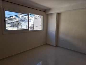 Mono al frente en el centro! 25 de Mayo y Tucumán