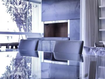 Departamento en venta Avenida Laplace 3 dormitorios 4 baños con cochera balcon y pileta a estrenar