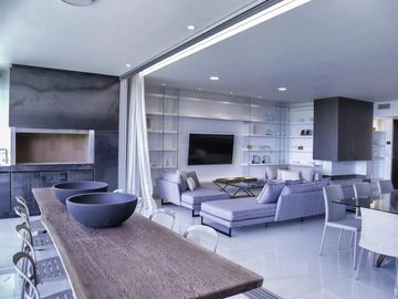 Departamento en venta Avenida Laplace 3 dormitorios 4 baños con cochera balcon y pileta a estrenar