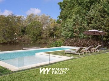 Casa en  Abril Club de campo