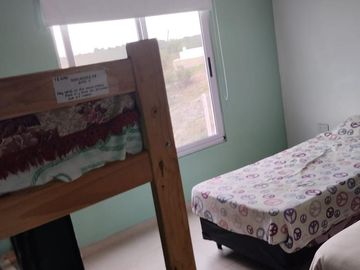 VENTA DE CASA DE 3 DORMITORIOS EN ESTANCIA VIEJA CON PILETA Y VISTAS POSTAL LAS SIERRAS A 3 CUADRAS DEL RIO.  REF:1936
