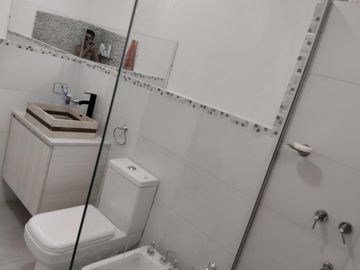 VENTA DE CASA DE 3 DORMITORIOS EN ESTANCIA VIEJA CON PILETA Y VISTAS POSTAL LAS SIERRAS A 3 CUADRAS DEL RIO.  REF:1936
