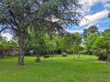 Casa quinta en la Peregrina, cerca de Sierra de los Padres