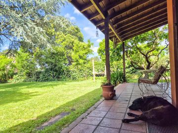Casa quinta en la Peregrina, cerca de Sierra de los Padres