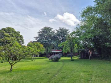 Casa quinta en la Peregrina, cerca de Sierra de los Padres