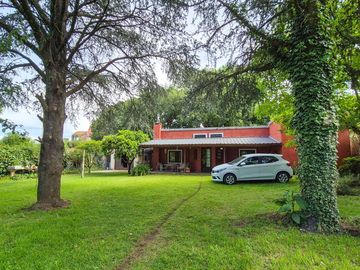 Casa quinta en la Peregrina, cerca de Sierra de los Padres