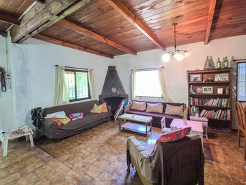 Casa quinta en la Peregrina, cerca de Sierra de los Padres