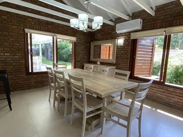 Carilo casa con piscina en venta