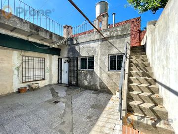 Departamento de Pasillo 1 dormitorio / Patio y Terraza