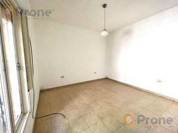 Departamento de Pasillo 1 dormitorio / Patio y Terraza
