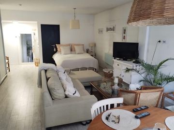 Departamento Monoambiente en Olivos, Venta