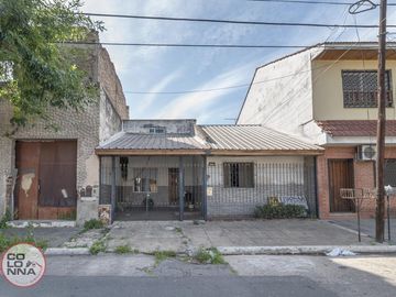 Casa en Valentin Alsina, Lanus