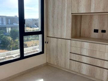 VENTA  CASA 4 DORMITORIOS BARRIO CEIBOS PUERTOS ESCOBAR
