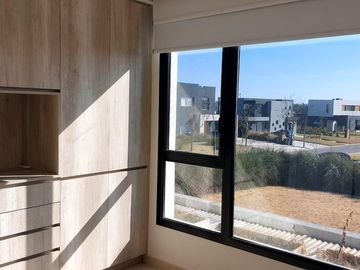 VENTA  CASA 4 DORMITORIOS BARRIO CEIBOS PUERTOS ESCOBAR