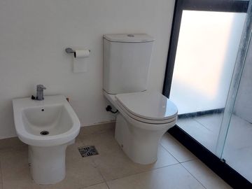 VENTA  CASA 4 DORMITORIOS BARRIO CEIBOS PUERTOS ESCOBAR