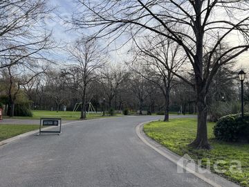 ALQ VERANO y VENTA | APTO CREDITO | CASA c/Jardin y Pileta | Barrio La Celina