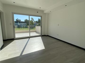 Casa en venta - Barrio Saint Thomas Oeste, Canning