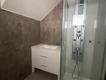 Casa en venta - Barrio Saint Thomas Oeste, Canning