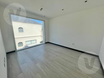 Casa en venta - Barrio Saint Thomas Oeste, Canning