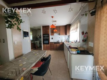 Venta Casa quinta en calle  Las Piedras Pilar