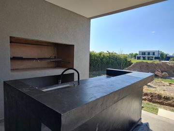 Casa en Venta - San Matías, al Agua