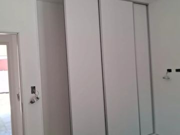 Casa en venta - 2 Dormitorios 2 Baños - Cochera - 120Mts2 - City Bell