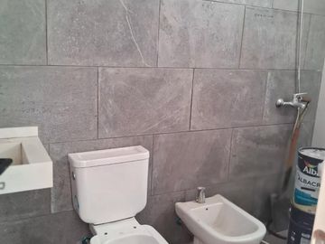 Casa en venta - 2 Dormitorios 2 Baños - Cochera - 120Mts2 - City Bell