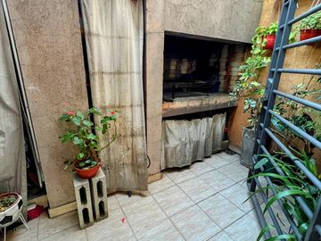 PH 2 ambientes con patio en venta