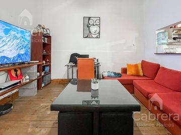 Venta casa 3 dormitorios con patio y cochera, La Plata