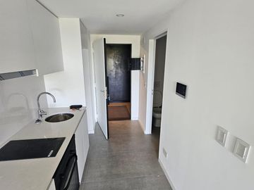 DEPARTAMENTO en VENTA Y ALQUILER en DOMUS PARQUE con VIST AL PARQUE Y AL RIO.