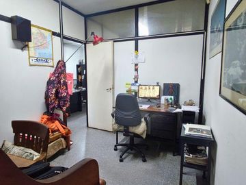 Galpón sobre lote de 10x40