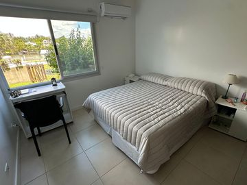 Venta Departamento en la ISLA DEL CANAL, NORDELTA frente al río