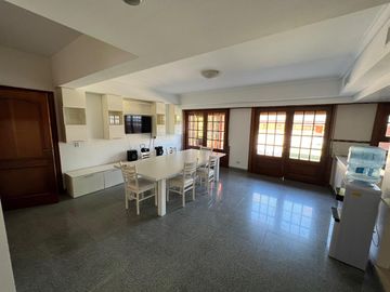 Casa - Temperley Oeste