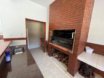 Casa - Temperley Oeste