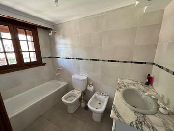 Casa - Temperley Oeste