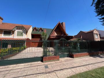 Casa - Temperley Oeste