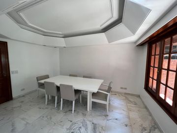 Casa - Temperley Oeste