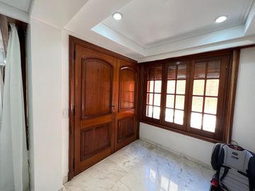 Casa - Temperley Oeste