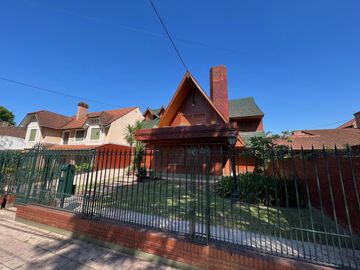 Casa - Temperley Oeste