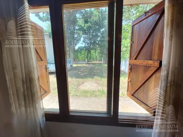 Casa en venta de 3 dormitorios c/ cochera en Costa Azul