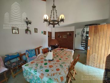 Casa en venta de 3 dormitorios c/ cochera en Costa Azul