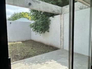 Duplex moderno 4 ambientes a la venta - Ituzaingó Norte