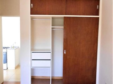 Departamento en  Venta un dormitorio con balcón y terraza exclusiva en Barrio Echesortu