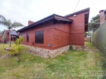 Hermosa Cabaña tipo chalet  en Nueva Atlantis a metros del mar!!