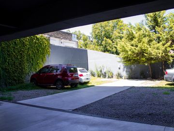 Lencke vende - a estrenar duplex 3 ambientes (suite), balcon c/parrilla, cochera opc, financiacion