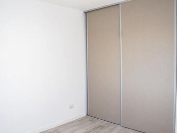 Lencke vende - a estrenar duplex 3 ambientes (suite), balcon c/parrilla, cochera opc, financiacion
