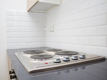 Lencke vende - a estrenar duplex 3 ambientes (suite), balcon c/parrilla, cochera opc, financiacion